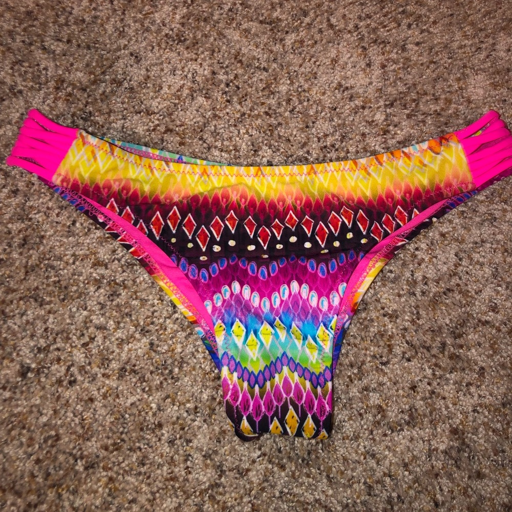 Bikini bottom
